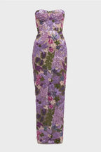 Vestido de Aurora con bordado floral